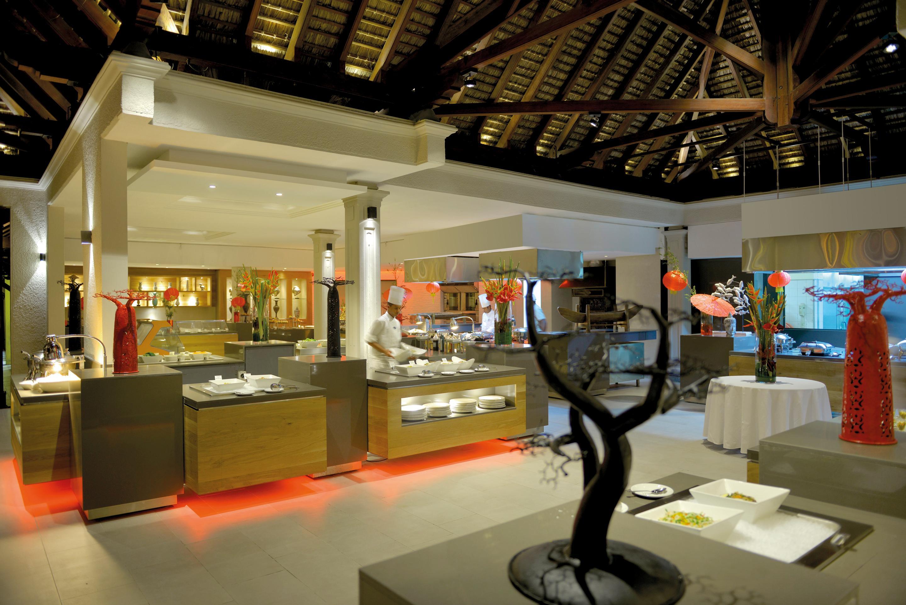 होटल Paradis Beachcomber Golf & 5*